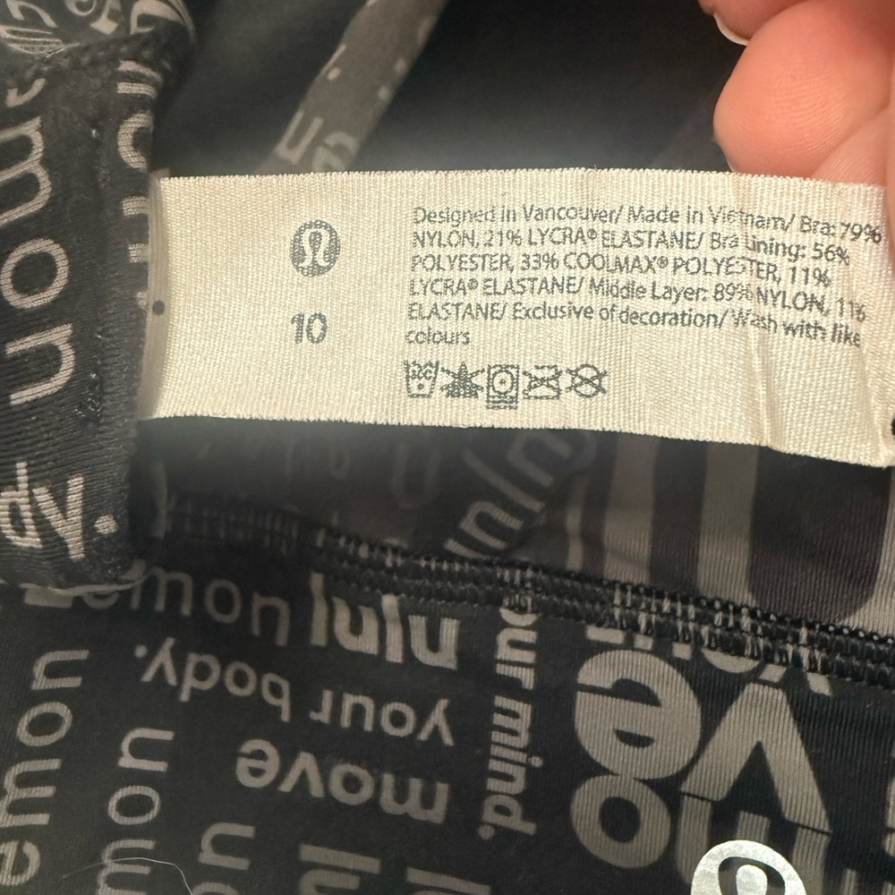 **SOLD ON MERCARI**Lululemon Energy Logo Sports Bra Size 10 - Picture 4 of 5